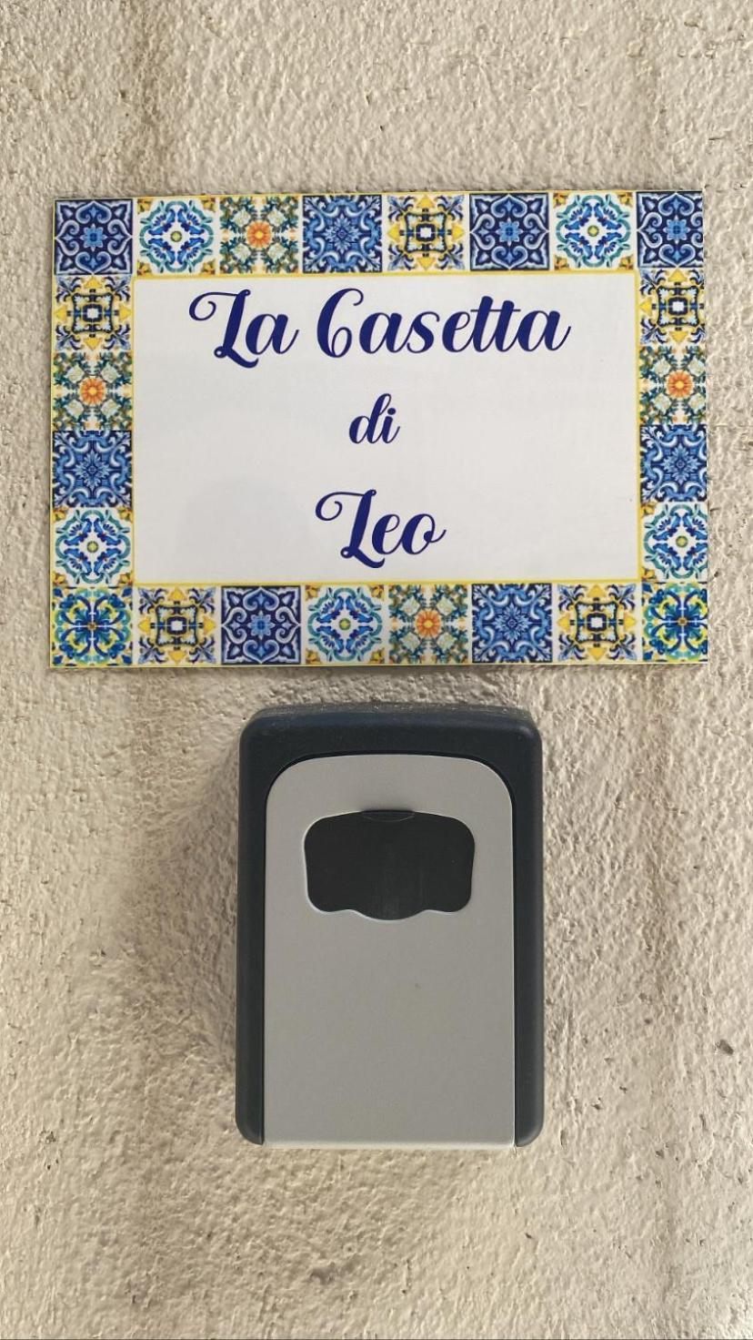 La Casetta Di Leo 팔레르모 외부 사진